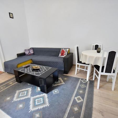 Flh - Klara Apt Sibiu Esterno foto